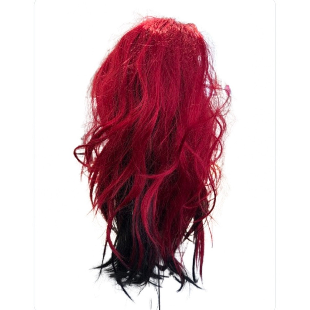 Spirit‎ Temptress Wig Red and Black washable